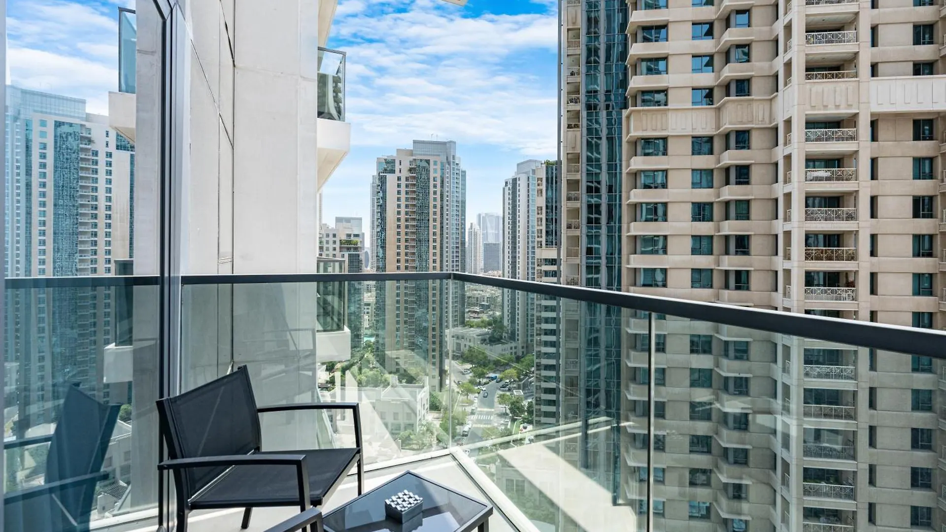 Premium Home Minutes Away From Burj Khalifa Dubai 0*,